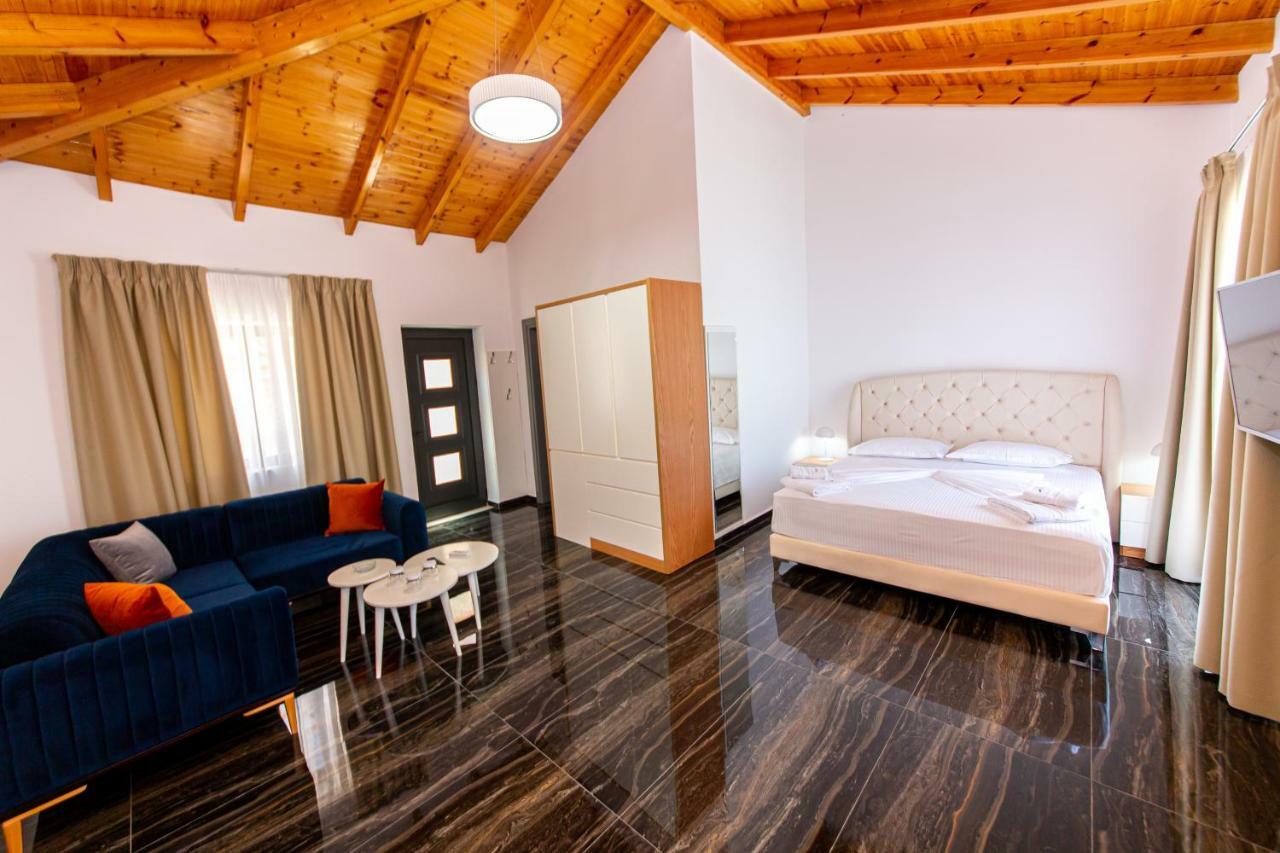 Santa Oliva Suites 卡萨米尔 外观 照片