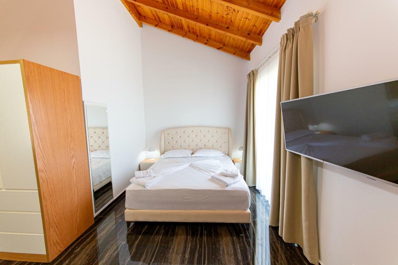 Santa Oliva Suites 卡萨米尔 外观 照片